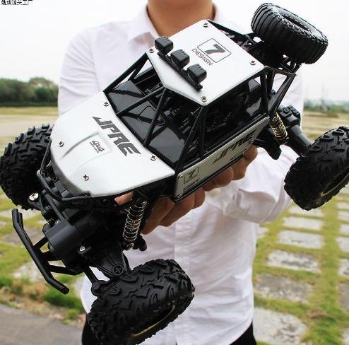 Carrinho de Controle Remoto 4X4 Monster Truck  28cm